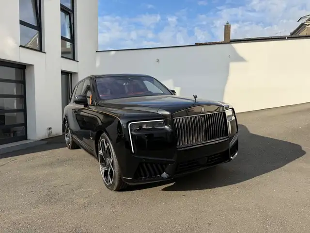 Rolls-Royce Cullinan view 11