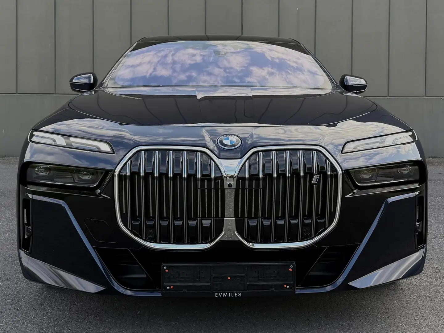 BMW i7 i7 xDrive60 M Sport INDIVIDUAL | THEATRE | Lounge Bleu - 2