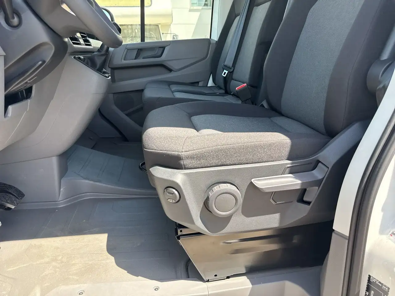 Volkswagen Crafter Doka Pritsche 35 MR LED AHK 5 Ja 7Sitze, миниатюра 18