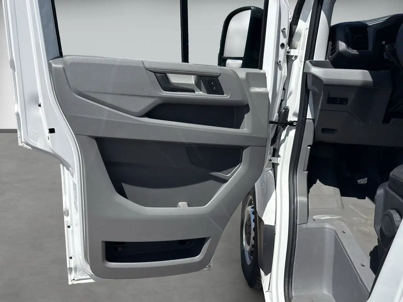 Volkswagen Crafter Doka Pritsche 35 MR LED AHK 5 Ja 7Sitze, миниатюра 23