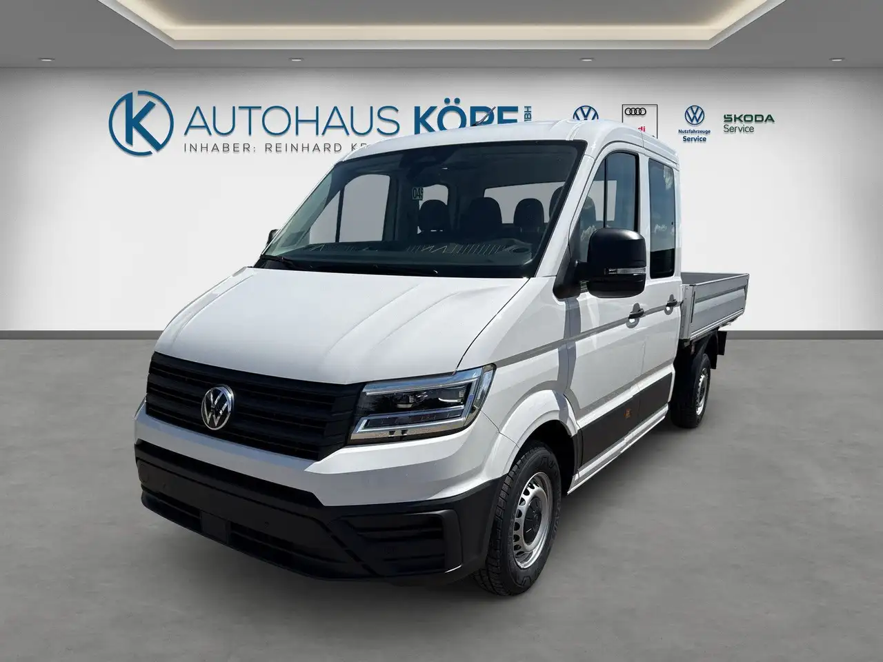 Volkswagen Crafter Doka Pritsche 35 MR LED AHK 5 Ja 7Sitze