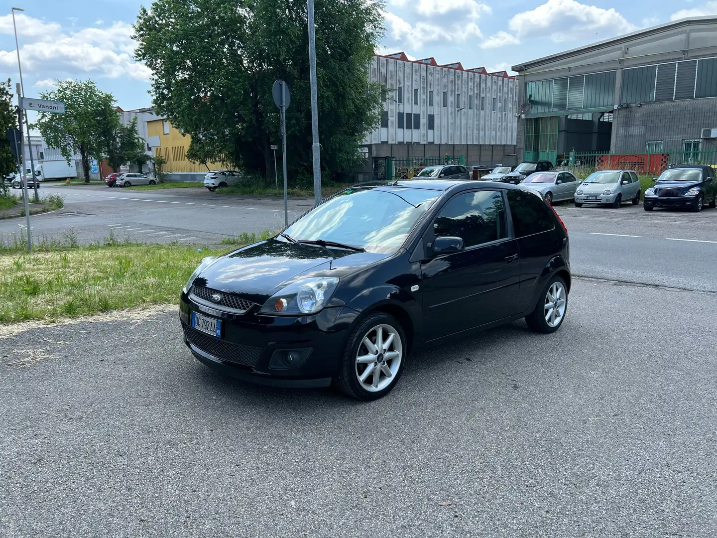 Ford Fiesta Fiesta V 2006 3p 1.2 Ghia Nero - 1