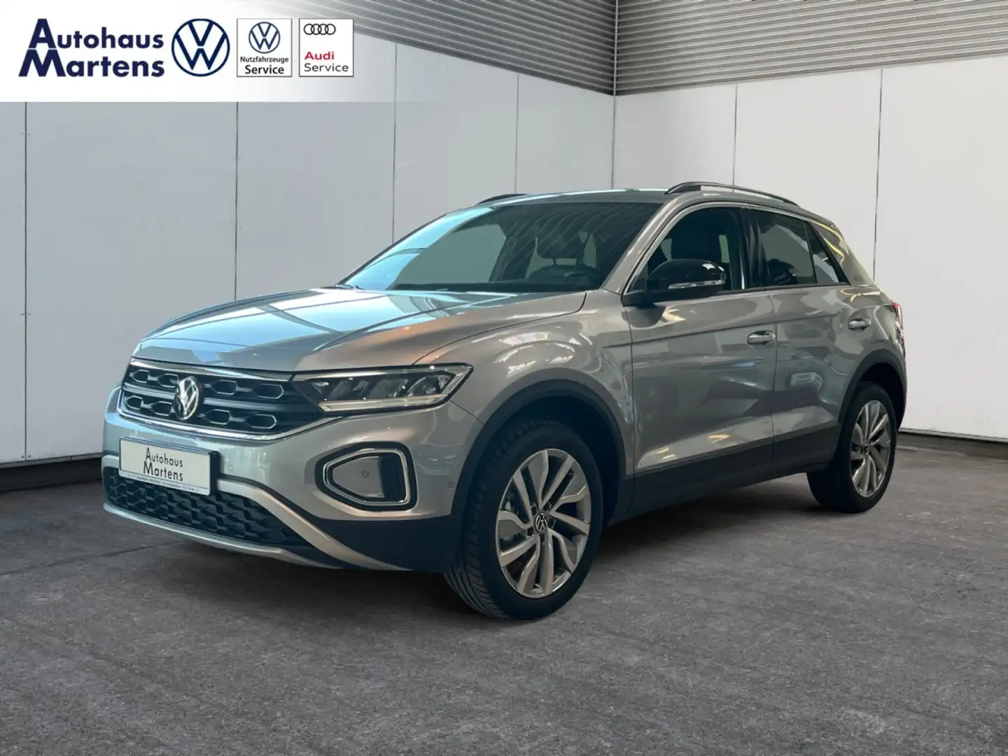 Volkswagen T-Roc GOAL 1.5l TSI OPF 150 PS 7-Gang-DSG Klima Navi Silber - 1