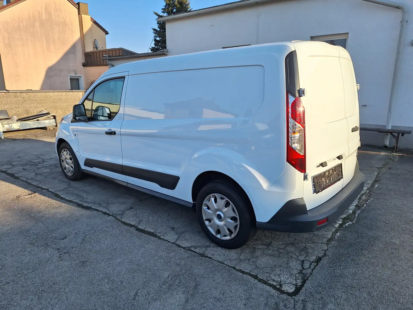 Ford Transit Connect Transit Connect L2 240 1,5 TDCi Ambiente Ambiente Weiß - 2