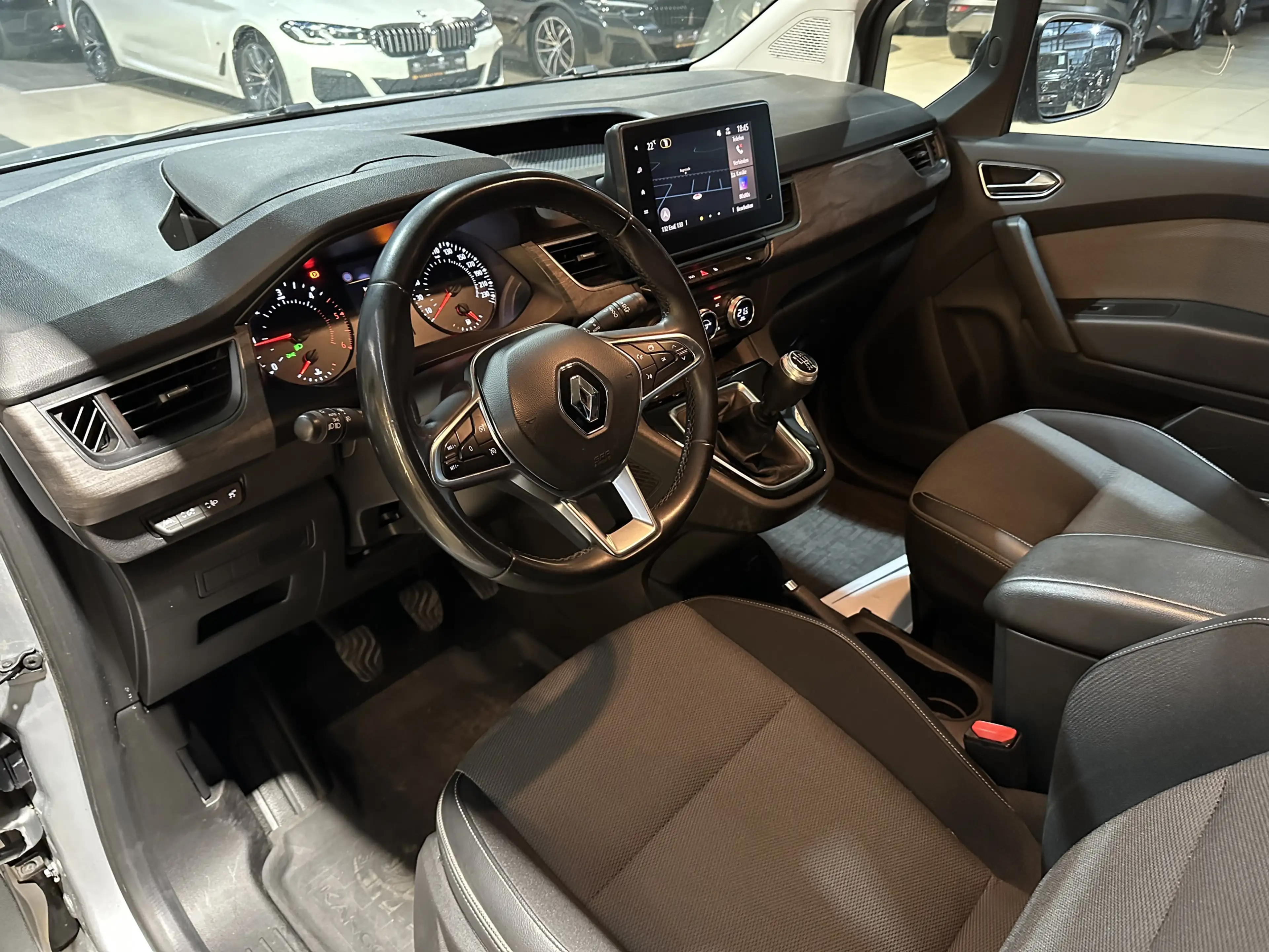 Renault Kangoo Edition One*Navi*R.Cam*AHK*SHZ*Teilleder — photo 12