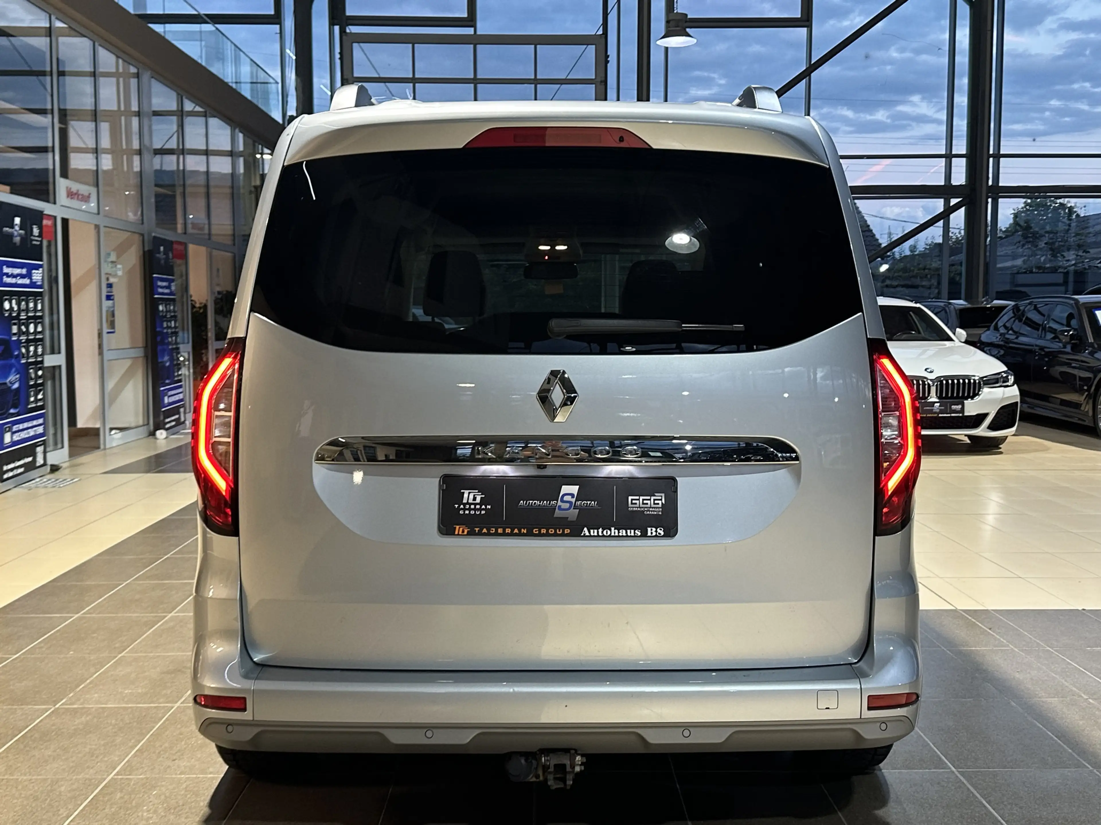 Renault Kangoo Edition One*Navi*R.Cam*AHK*SHZ*Teilleder — photo 5