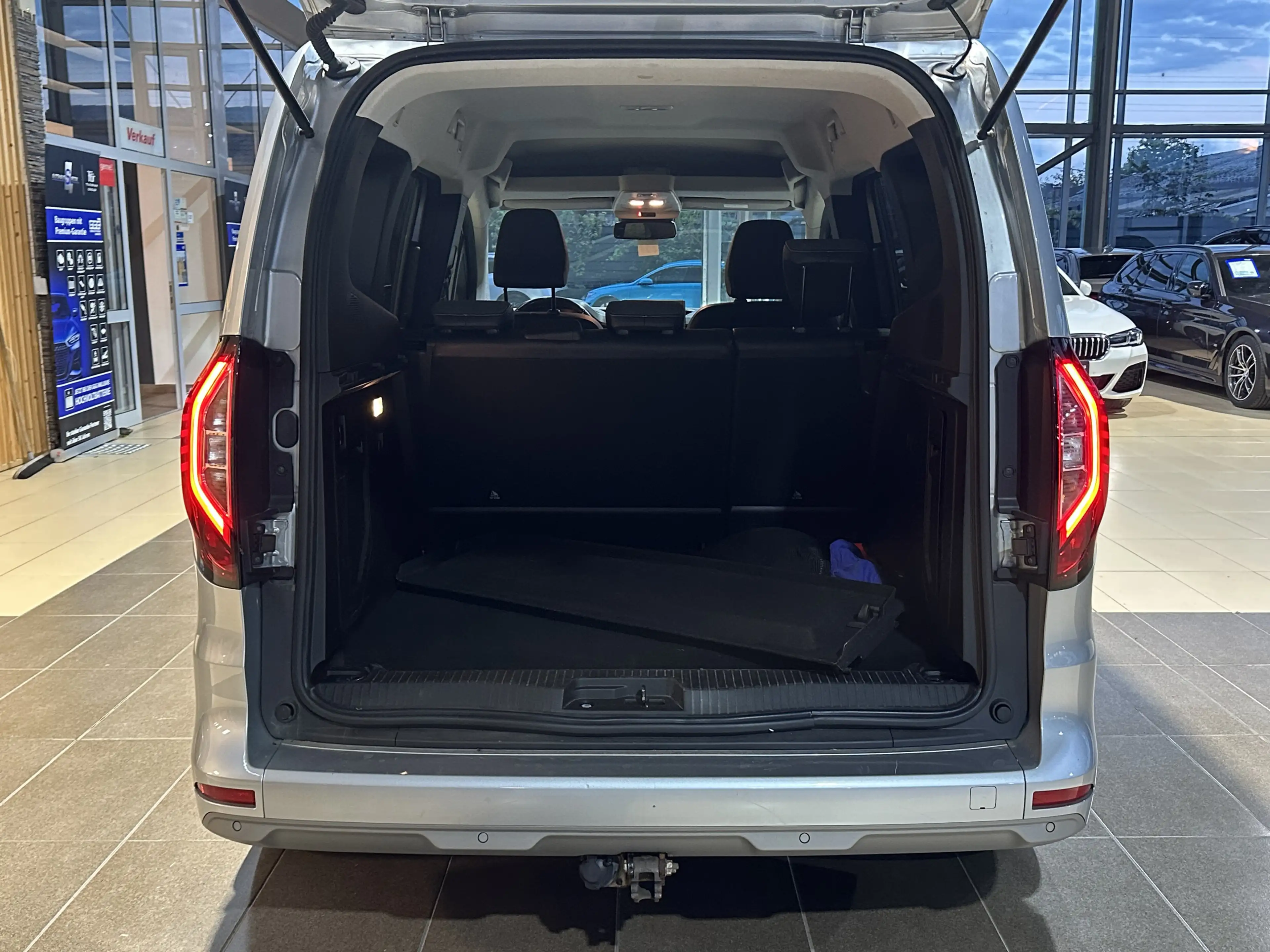 Renault Kangoo Edition One*Navi*R.Cam*AHK*SHZ*Teilleder — photo 6