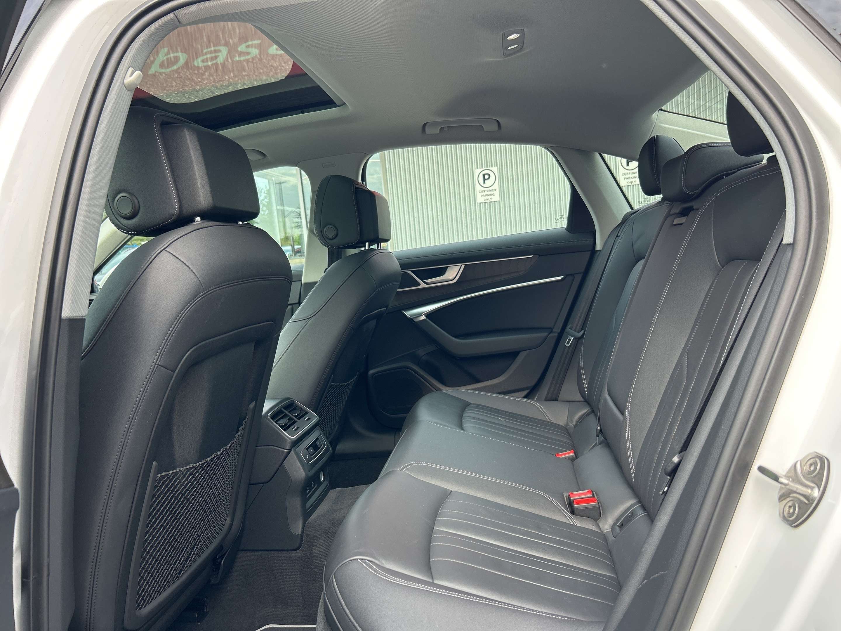 2022 Audi A6 PanoRoof, Nav, Lane Keep Assist, Carplay, Leather! thumb 14