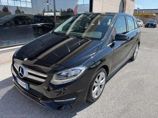 Mercedes-Benz B 180 B 180 d Automatic Sport STUPENDA
