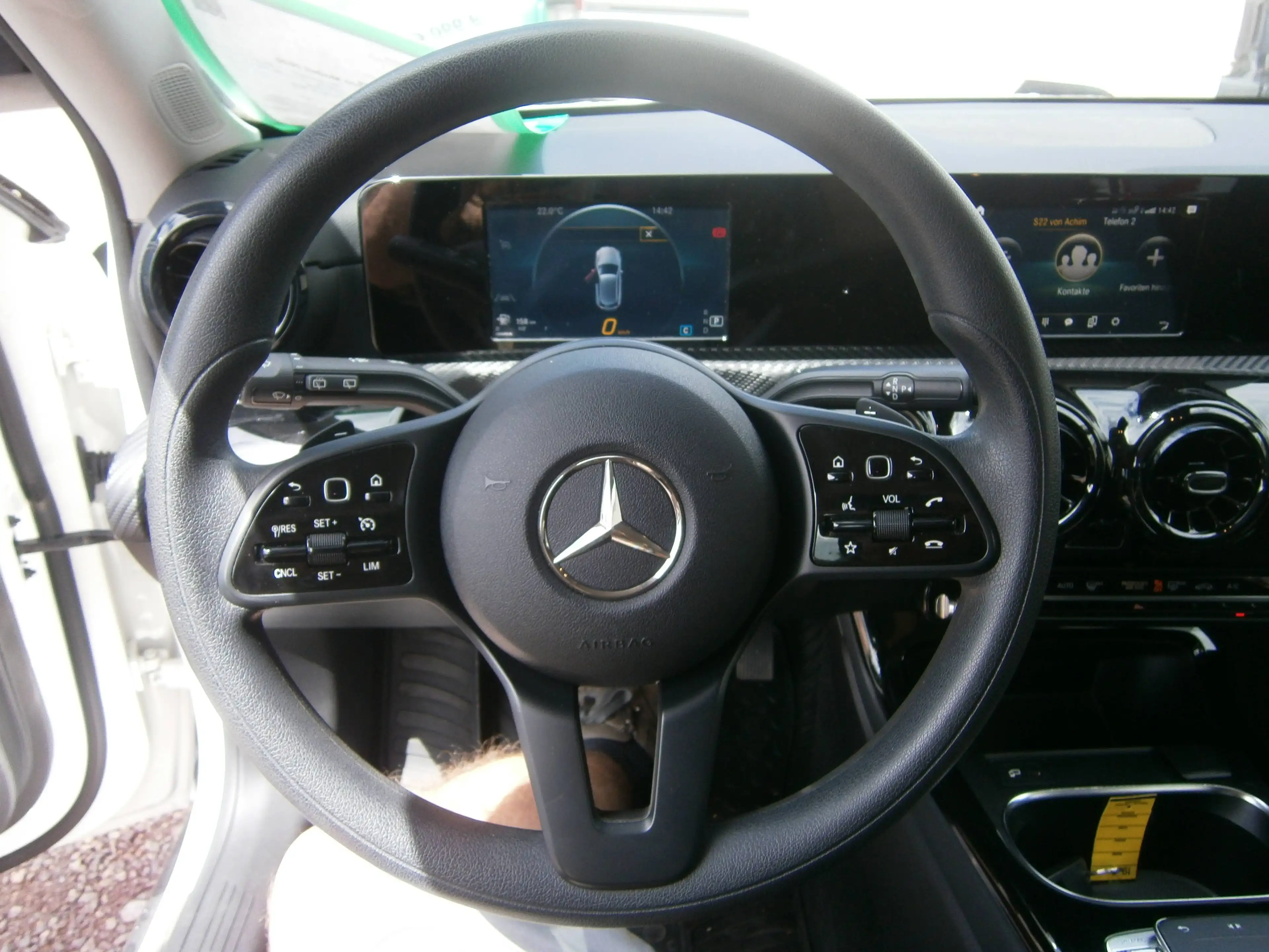 Mercedes-Benz A 200 A-Klasse 7G-DCT Edition 1 — photo 13