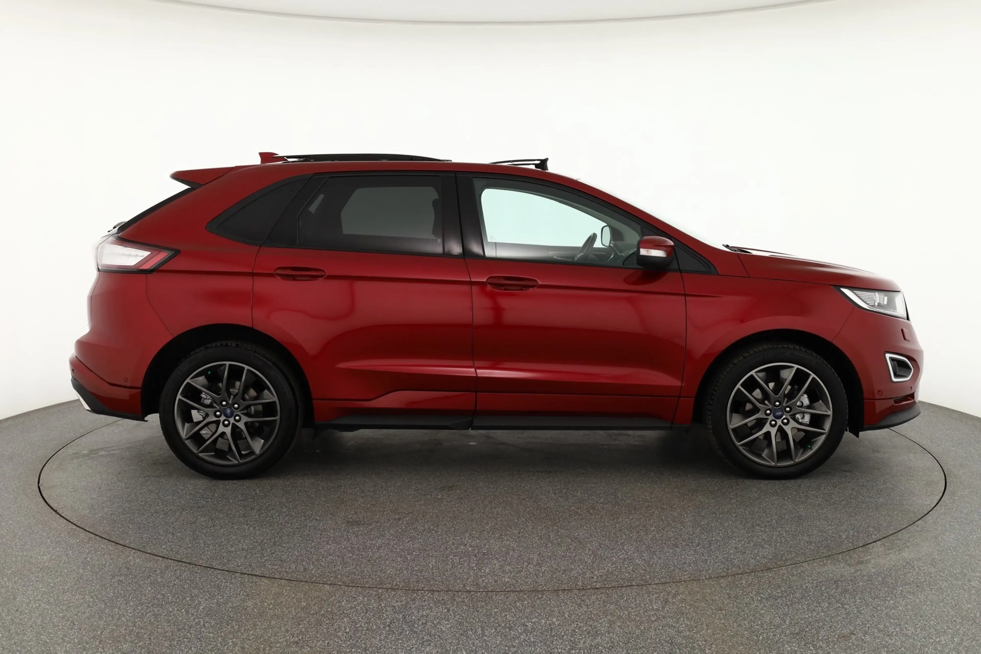 Ford Edge 2.0 TDCi Sport AWD LED Navi Sitzbelüftung — photo 7