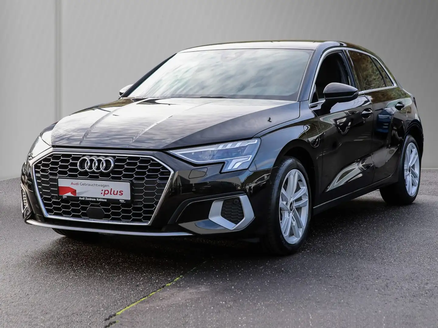 Audi A3 Sportback 40 TFSI e advanced Business PDC+ Schwarz - 2