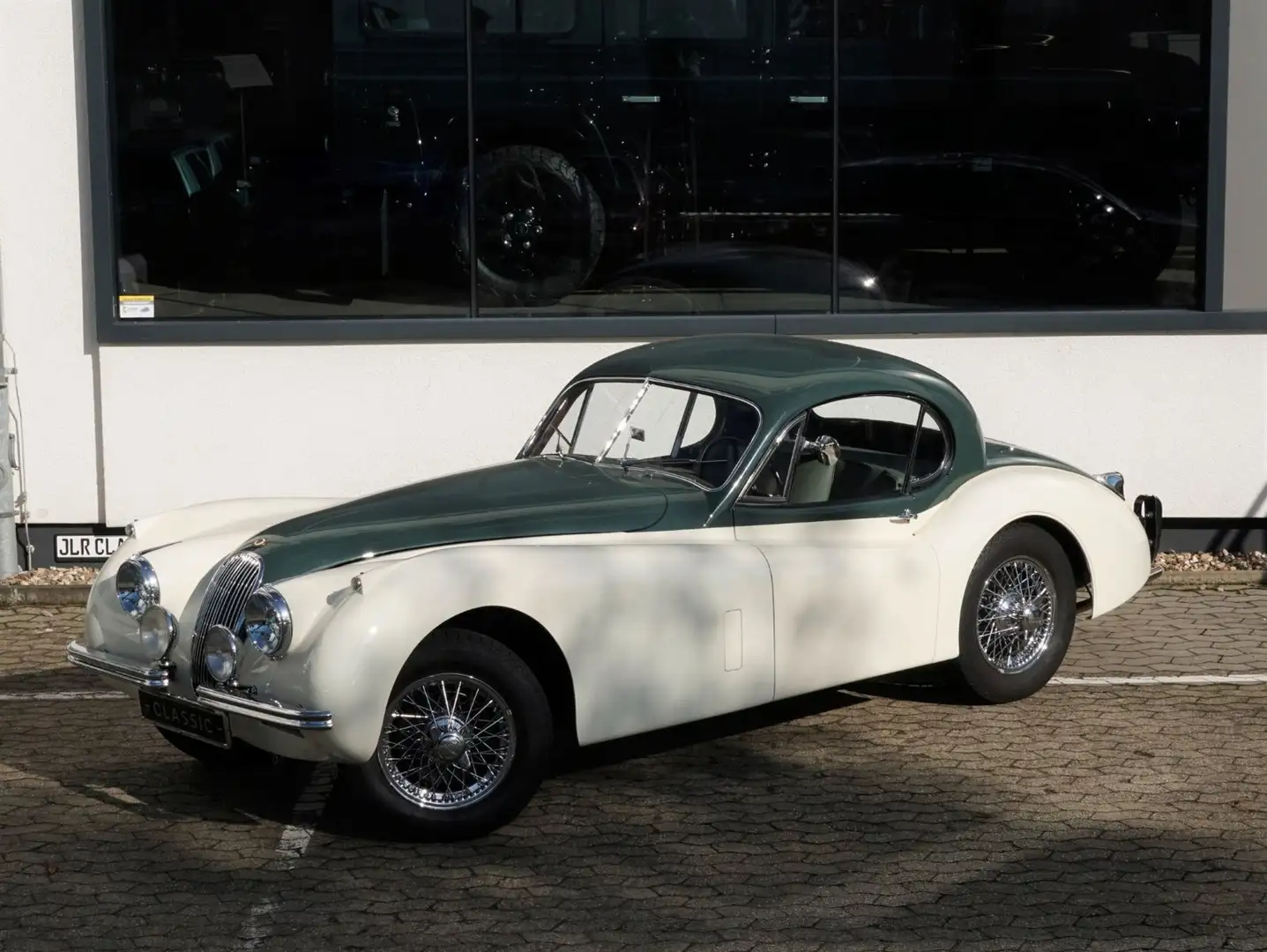Jaguar XK 120 FHC Blanco - 2