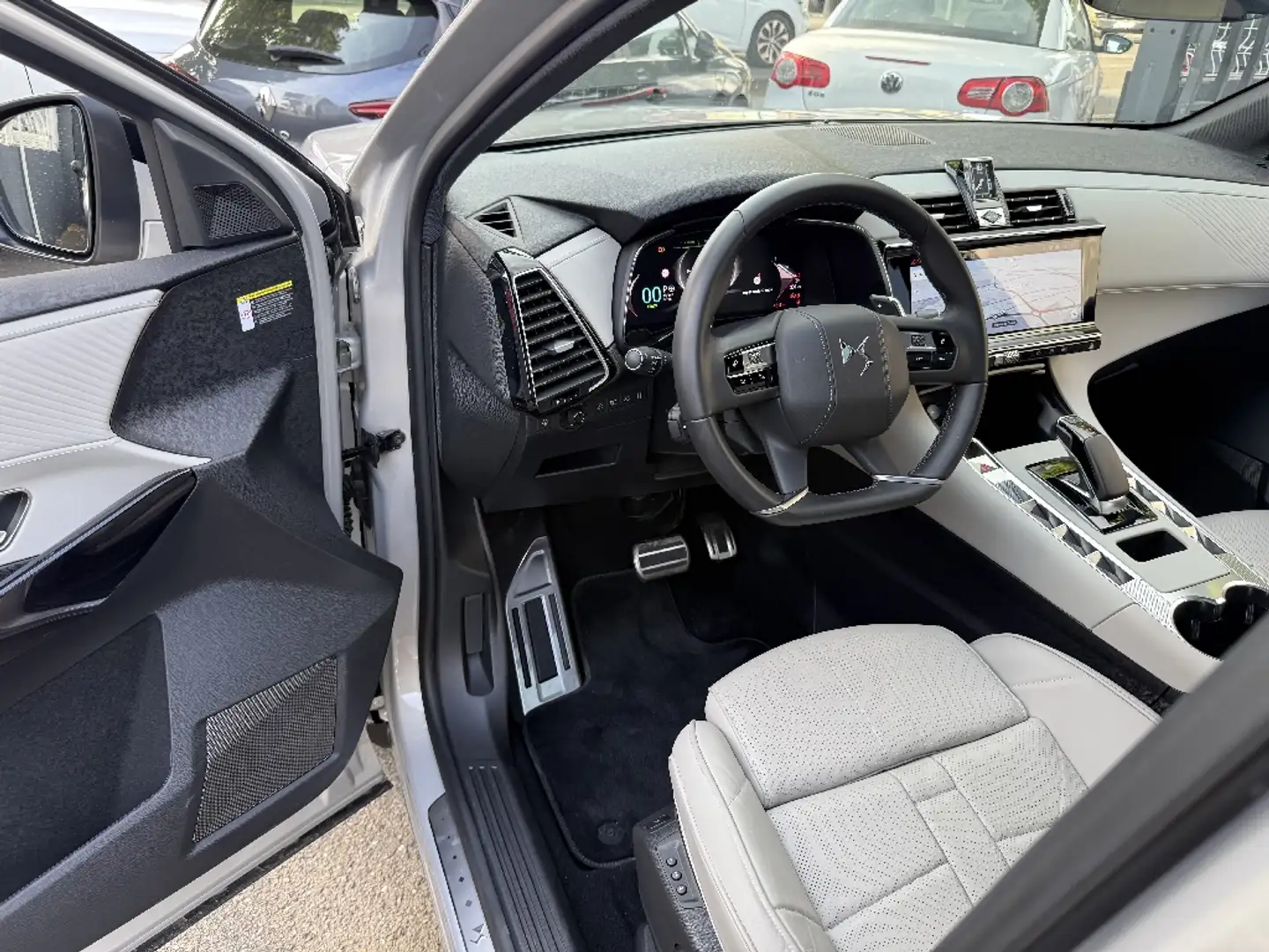 DS Automobiles DS 7 Hybride Rechargeable E-Tense 300 4x4 Opera - 2