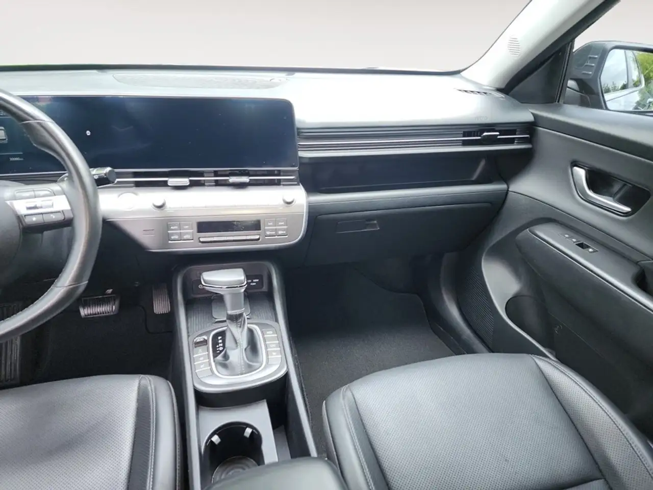 Hyundai KONA снимка Hyundai KONA
