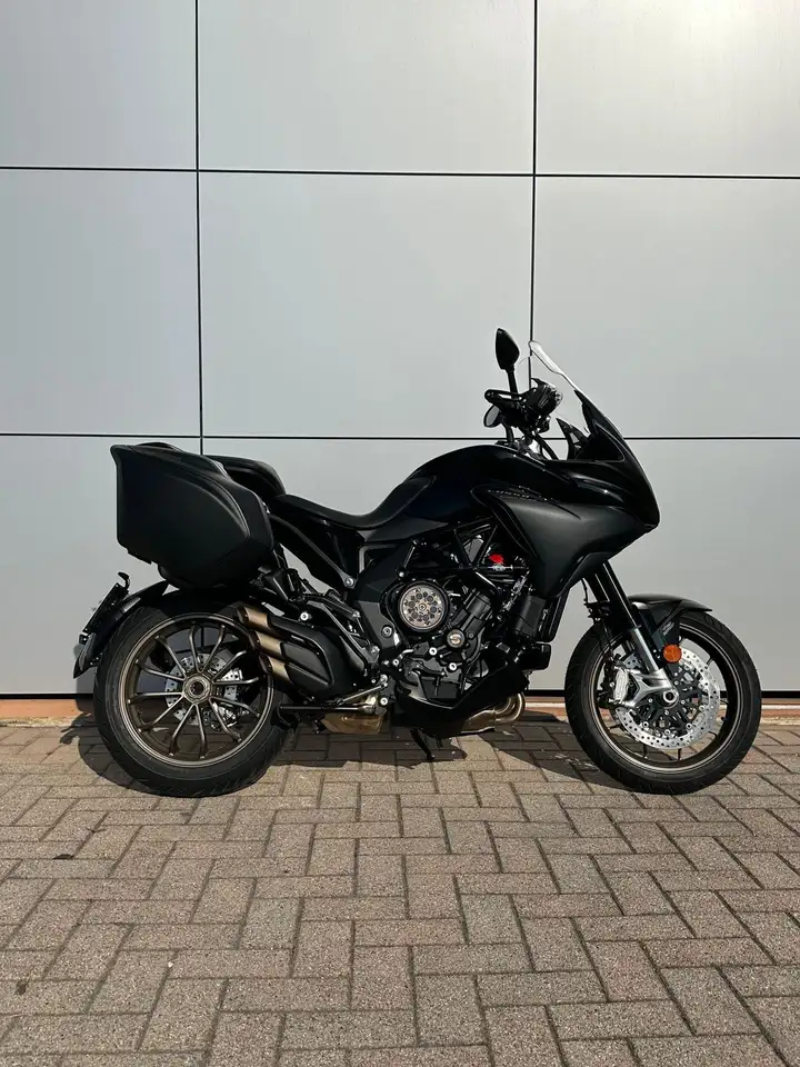 MV Agusta Turismo Veloce 800