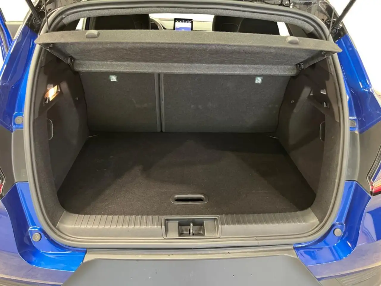 Renault Captur — photo 23