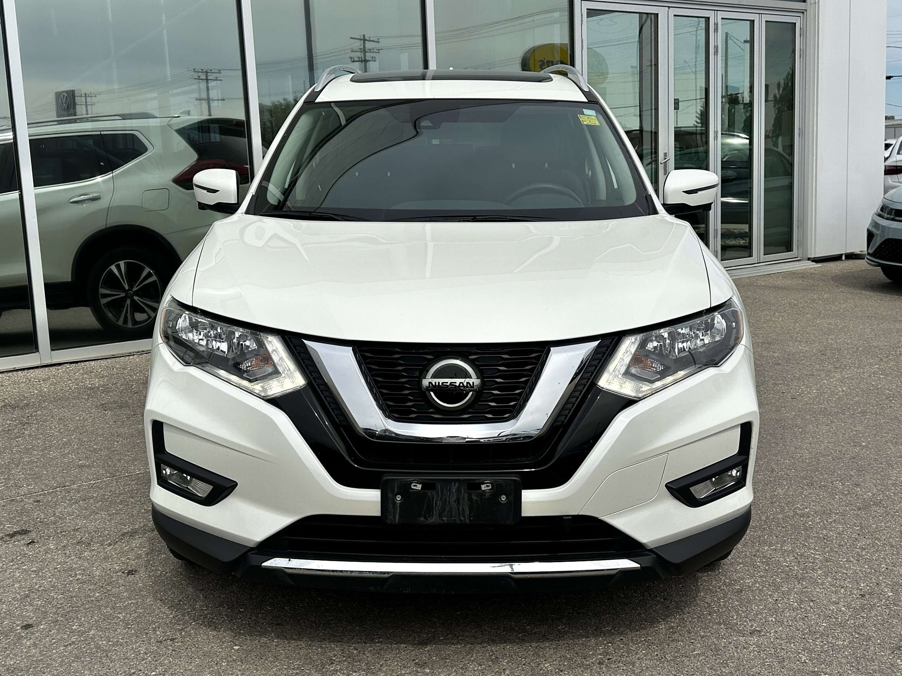 2019 Nissan Rogue SV | CLEAN CARFAX | PANORAMIC MOONROOF | — снимка 1