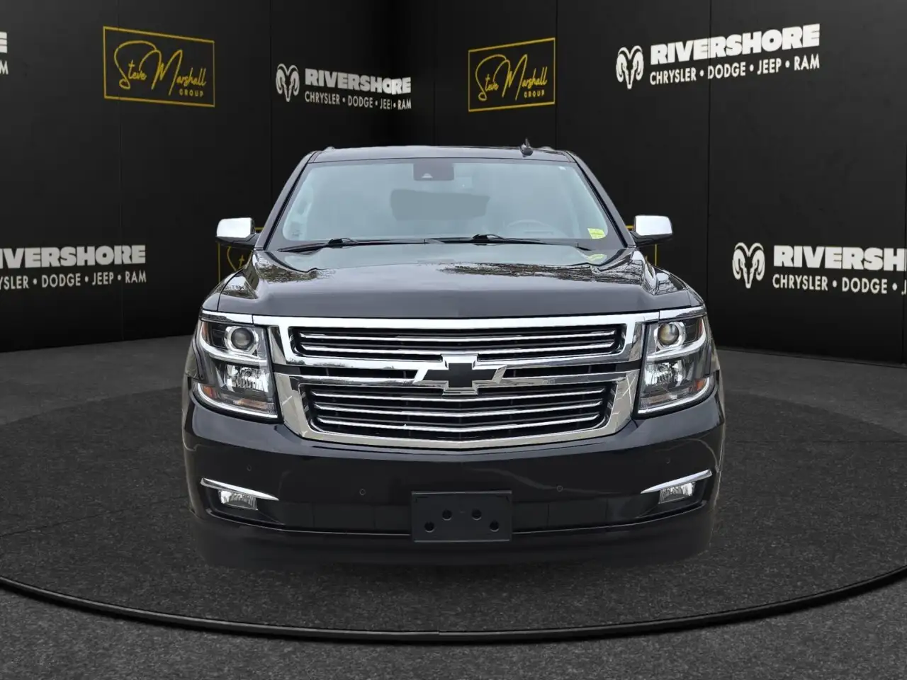 Chevrolet Tahoe снимка Chevrolet Tahoe