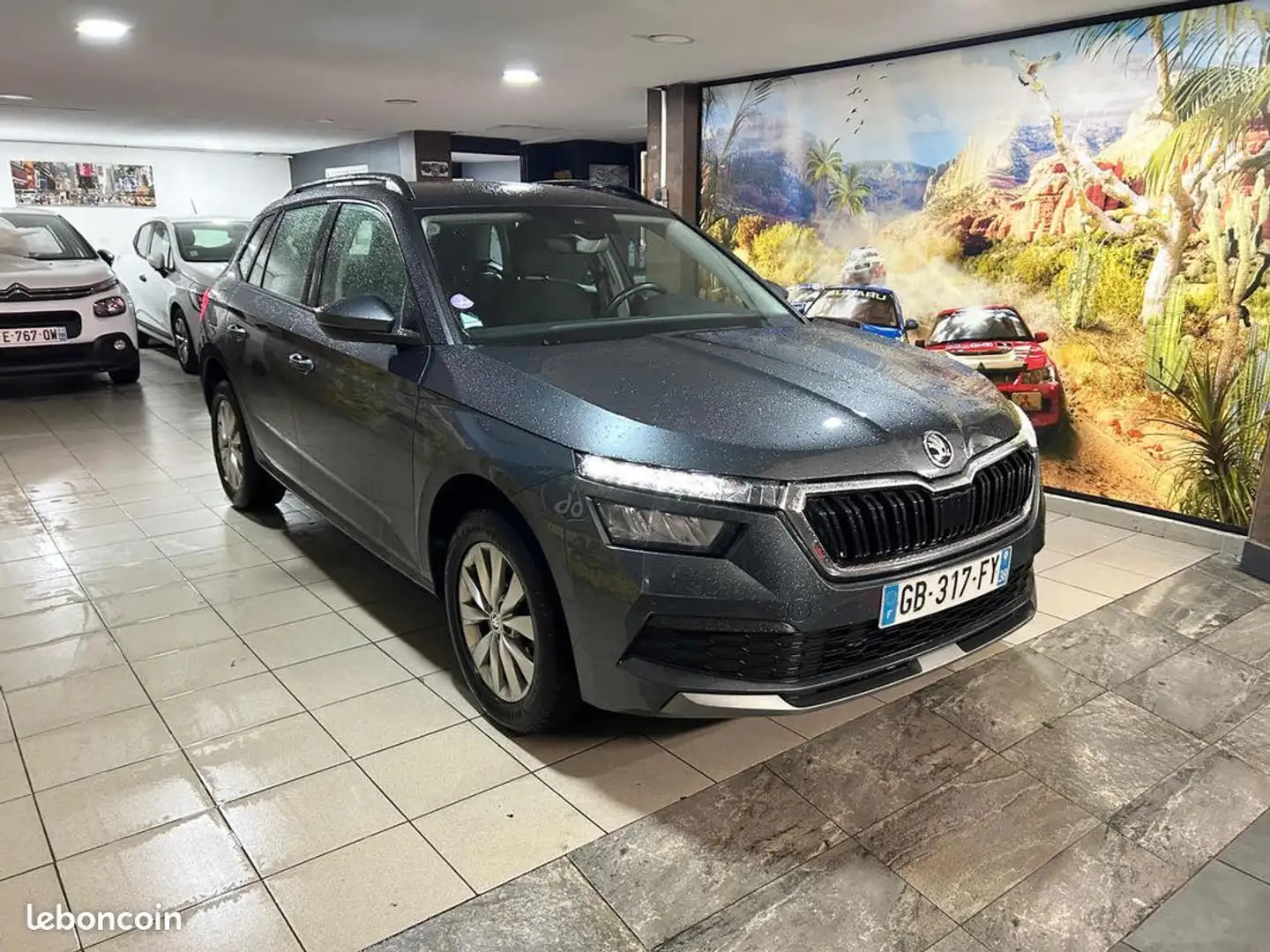 Skoda Kamiq 1.0 tsi evo 110ch active 2021. 9990 ht Gris - 2