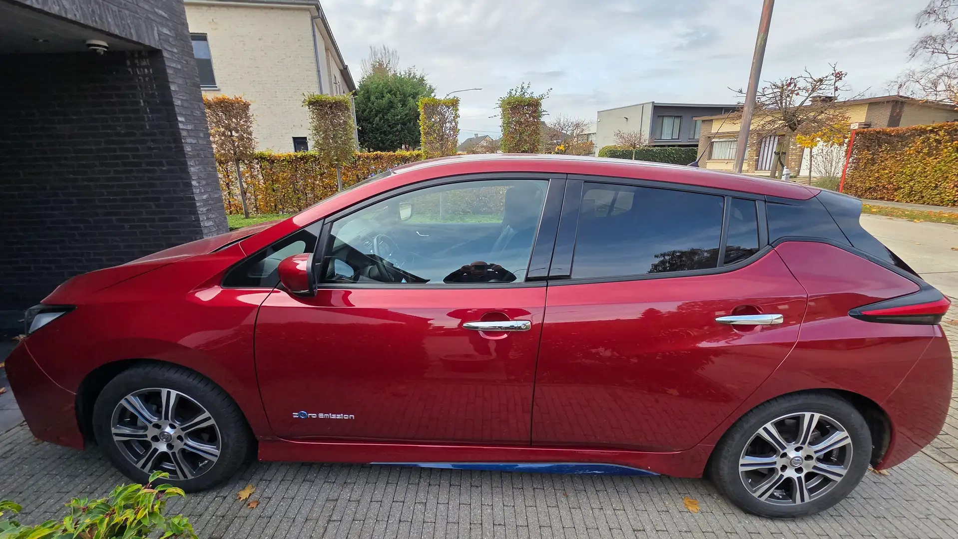 Nissan Leaf Tekna Rouge - 1