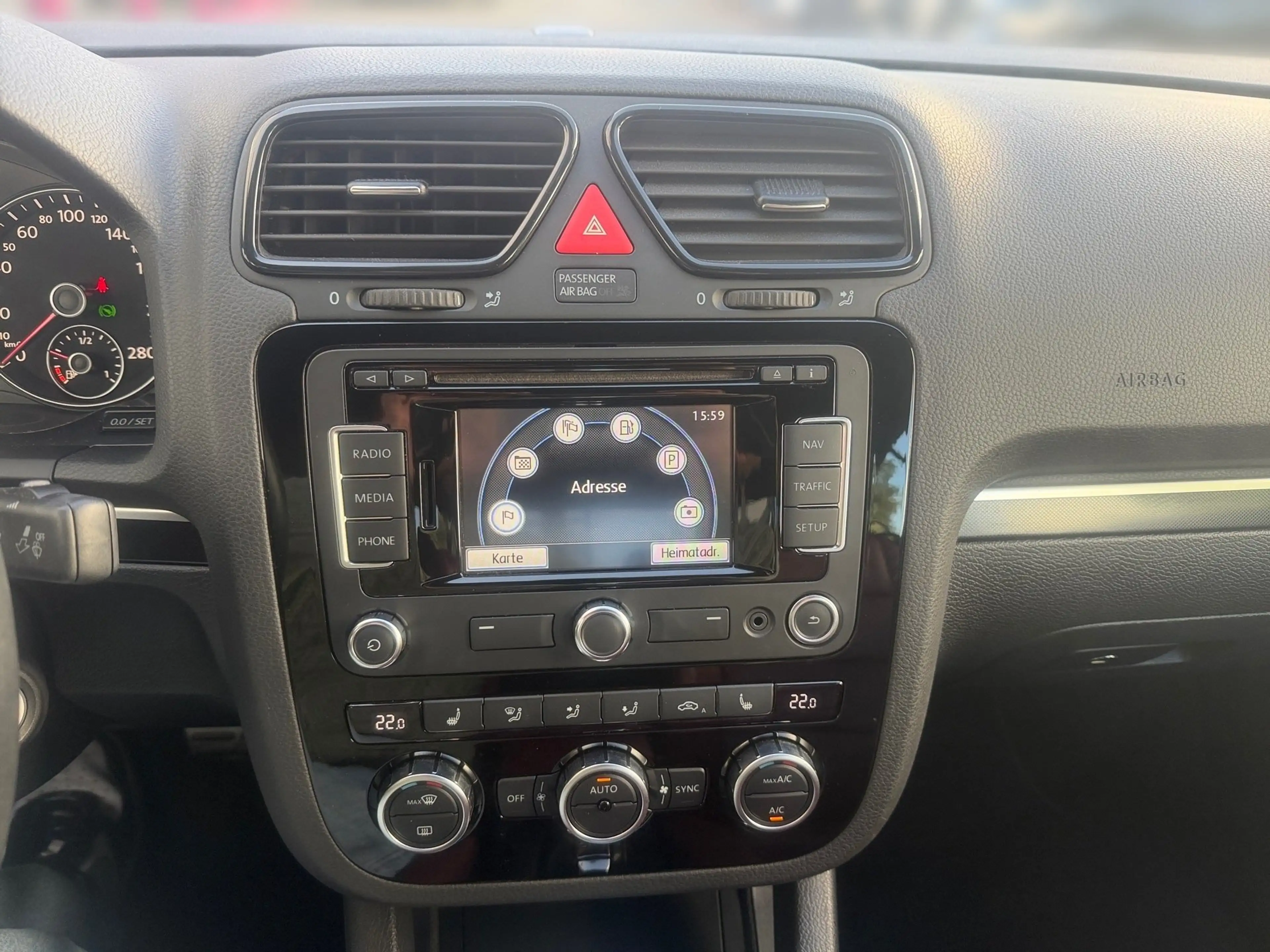 Volkswagen Eos BLACK STYLE PREMIUM 2.0TSI DSG 1.HAND! KAMERA+XENO — photo 10