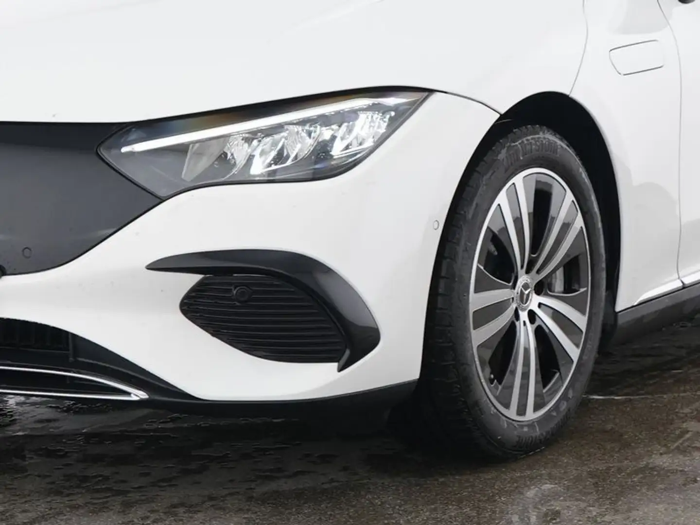 Mercedes-Benz EQE 300 Electric Art Advanced Plus Kamera Memory Weiß - 2