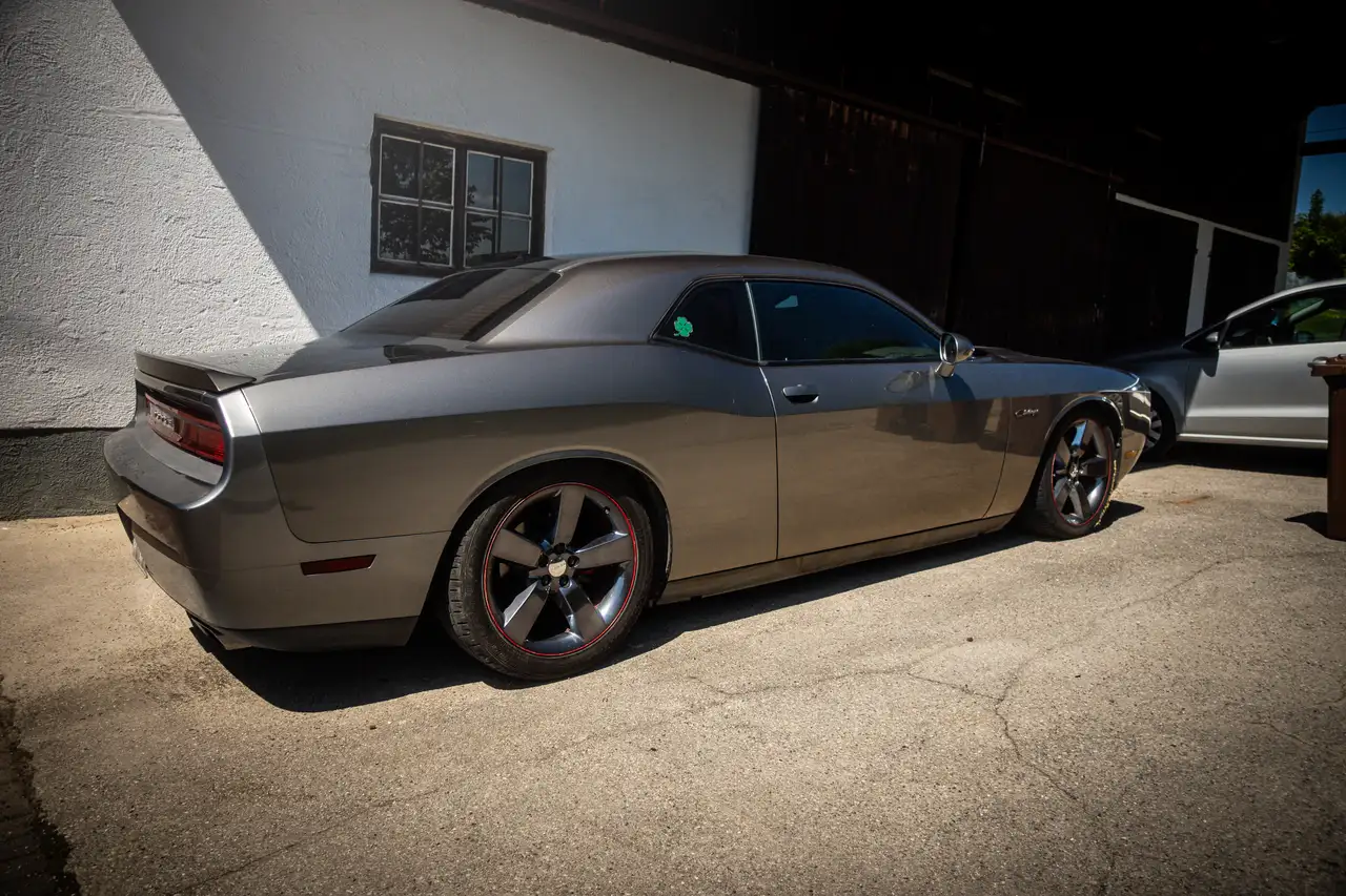 Dodge Challenger