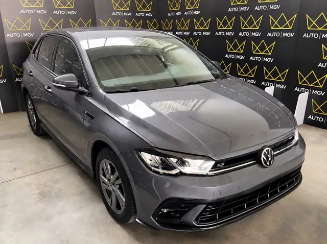 Volkswagen Polo view 3