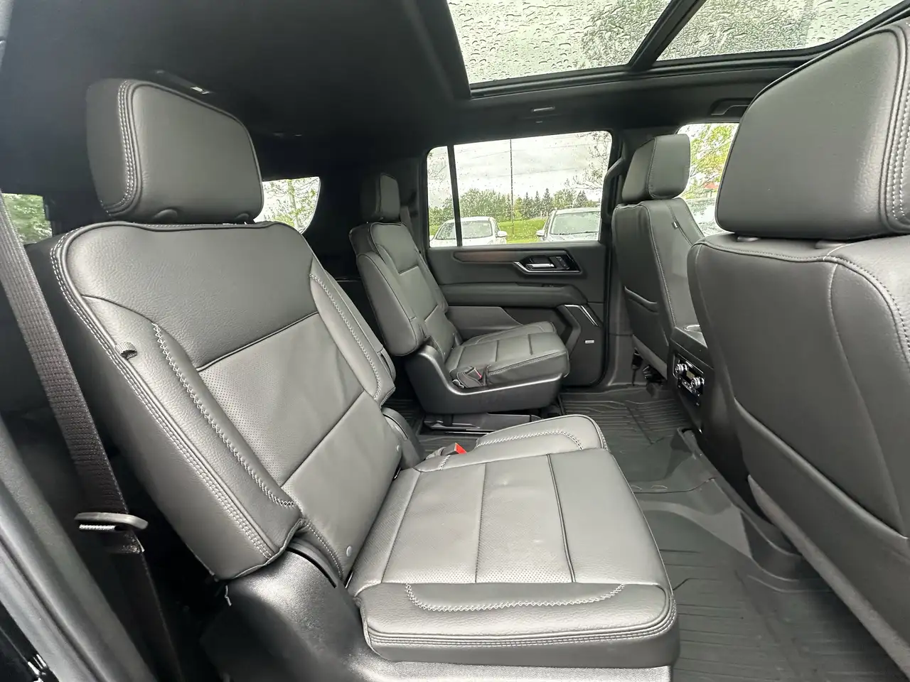 GMC Yukon снимка GMC Yukon