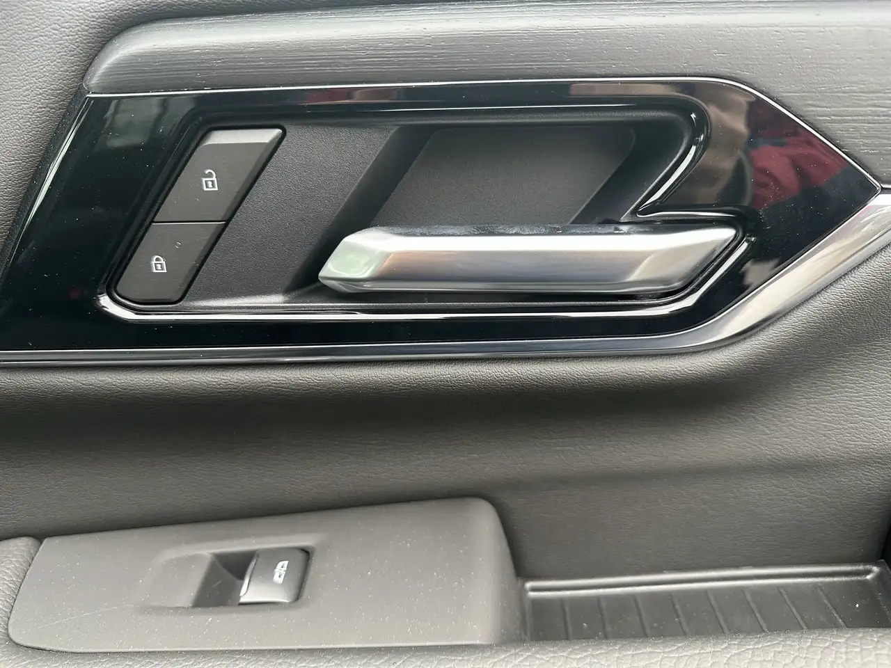 GMC Yukon снимка GMC Yukon
