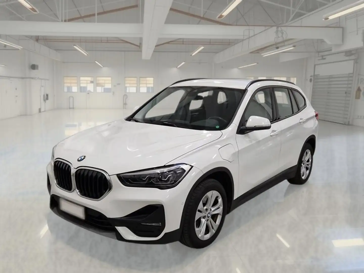BMW X1 xDrive 25e Business Advantage automatico - 1