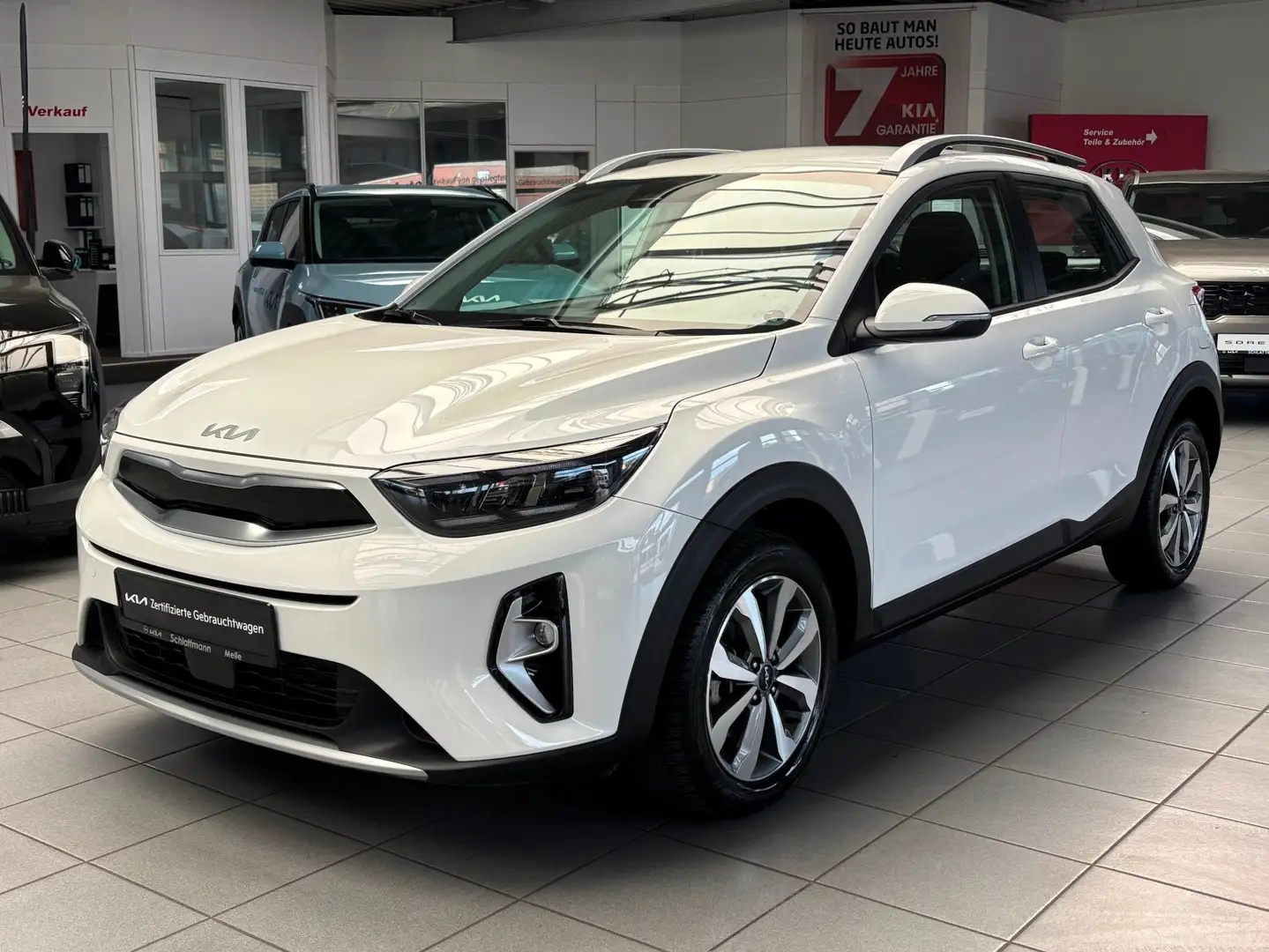 Kia Stonic 1.2 Vision+LED *Navi*SHZ*LHZ*RFK* Weiß - 2