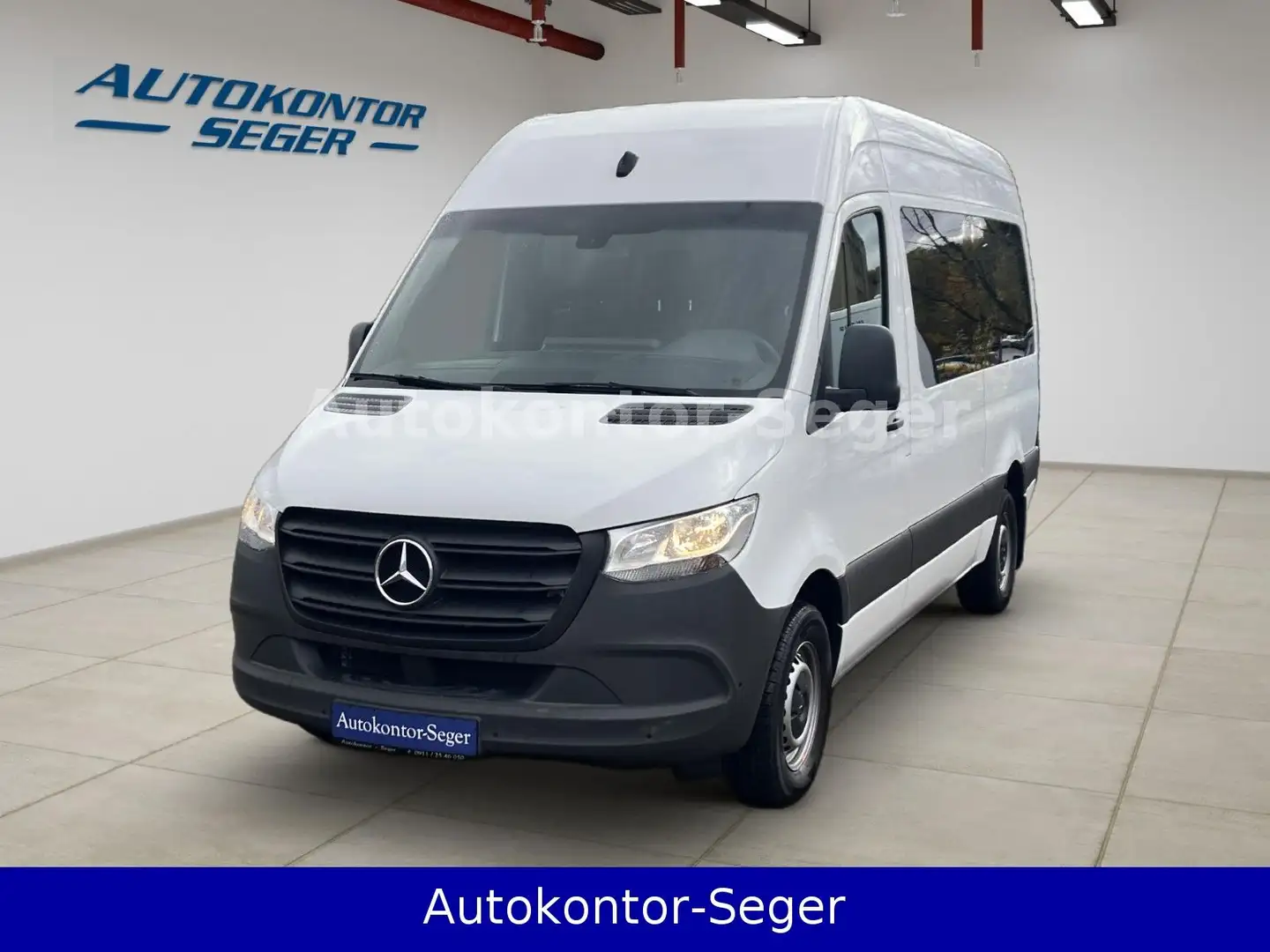 Mercedes-Benz Sprinter Tourer 317 CDI L2 H2 Klima Navi Autom. Weiß - 2