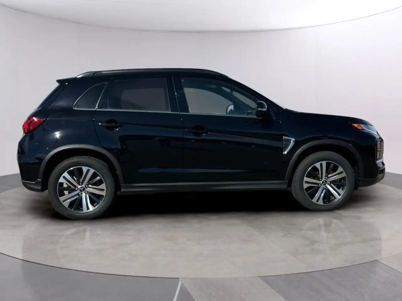 Mitsubishi RVR снимка Mitsubishi RVR