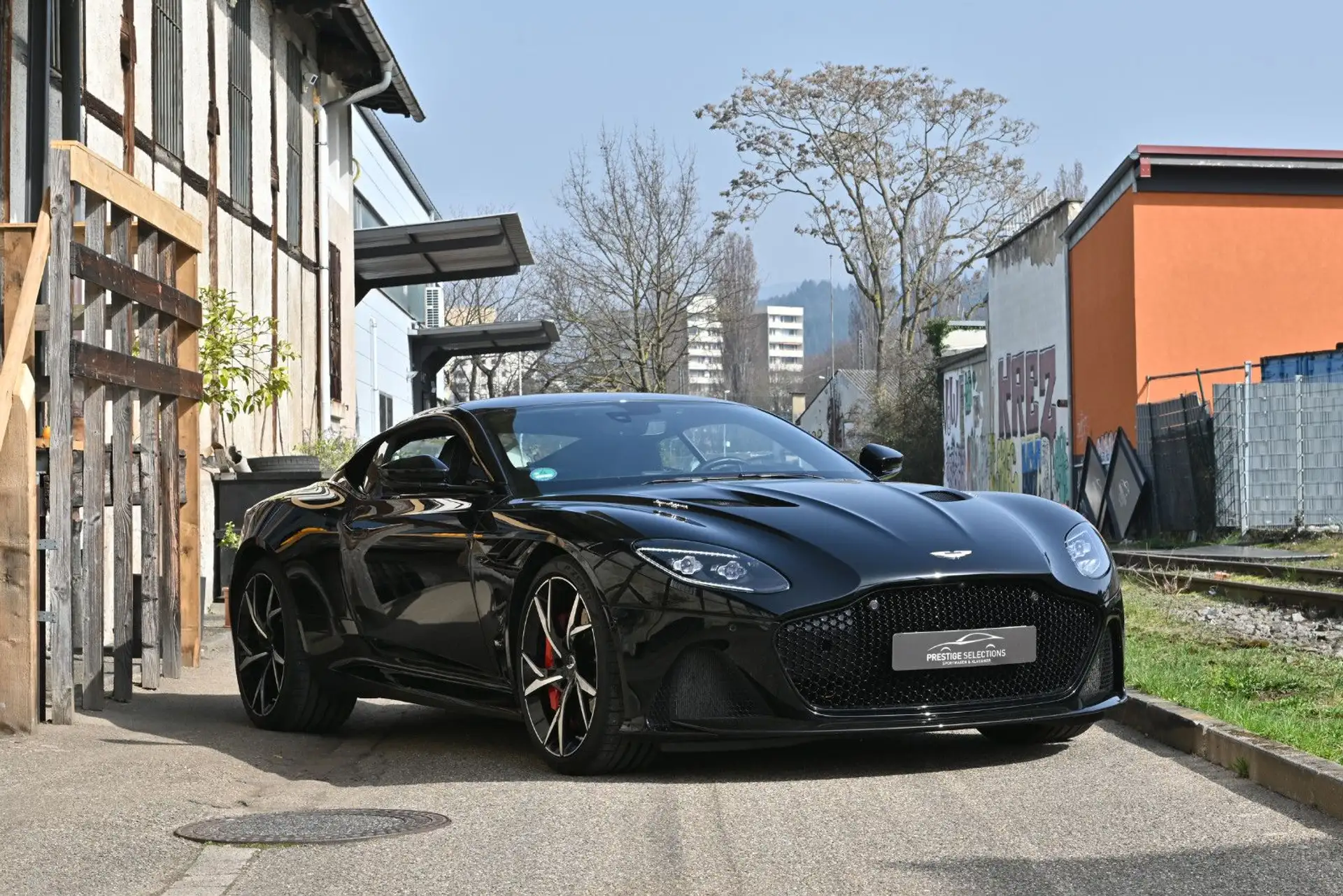 애스턴마틴 DBS Coupe 2019 검정 사진 8