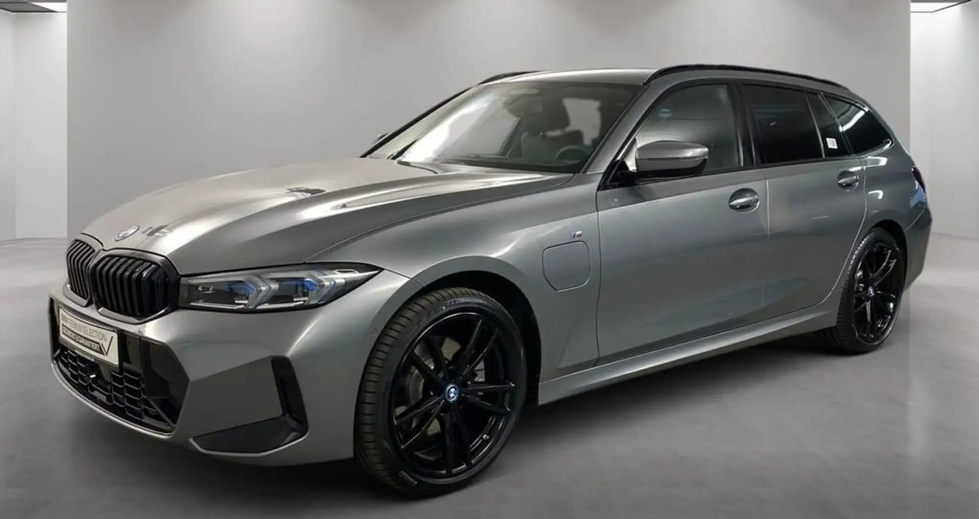 BMW 330 e - xDrive - touring - M sport - Msport Grigio - 1