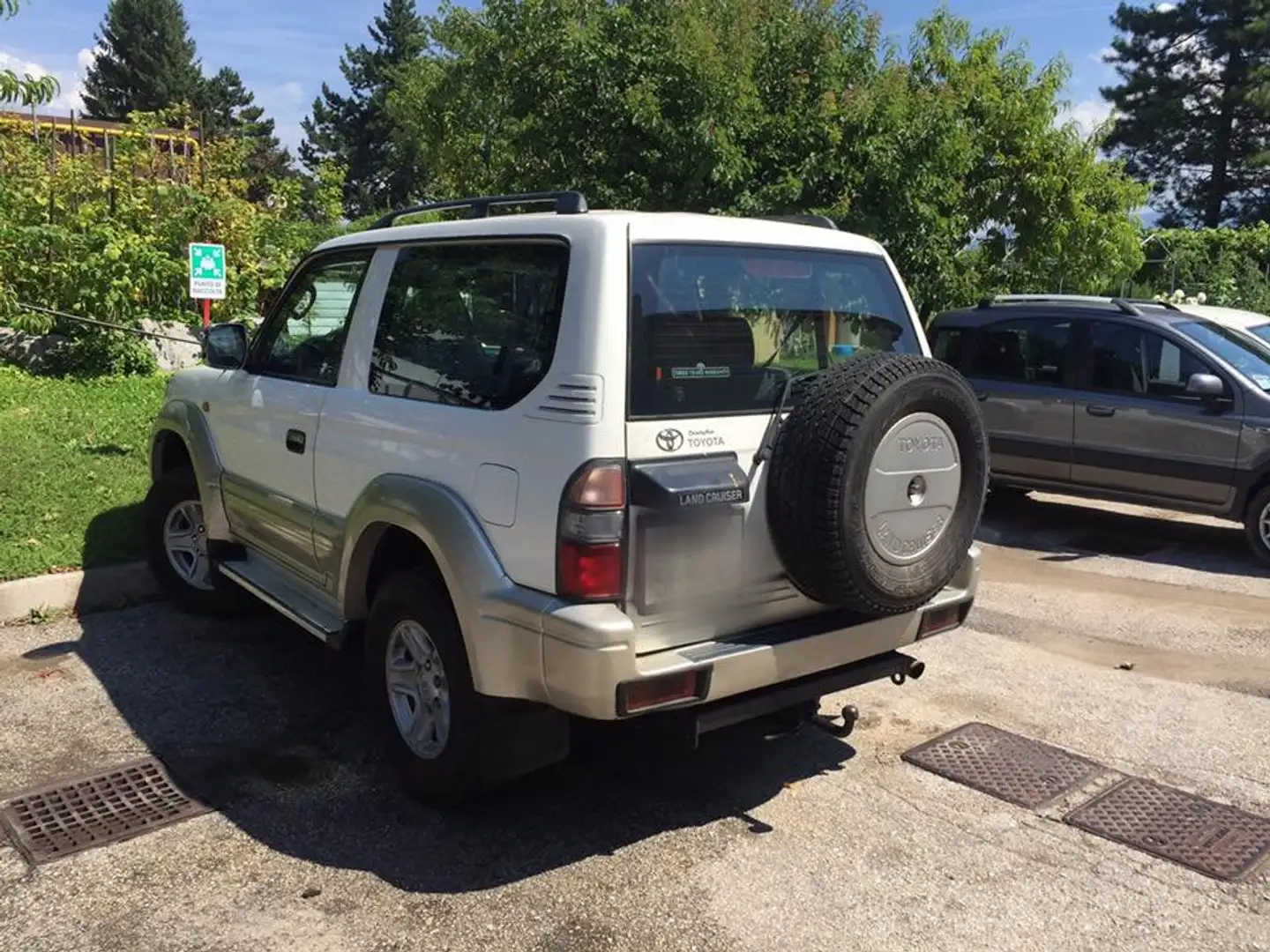 Toyota Land Cruiser kzj - 2