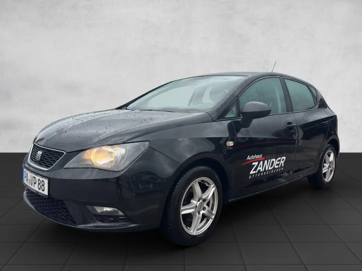 SEAT Ibiza 1.2 TSI Reference Klima Radio Schwarz - 1