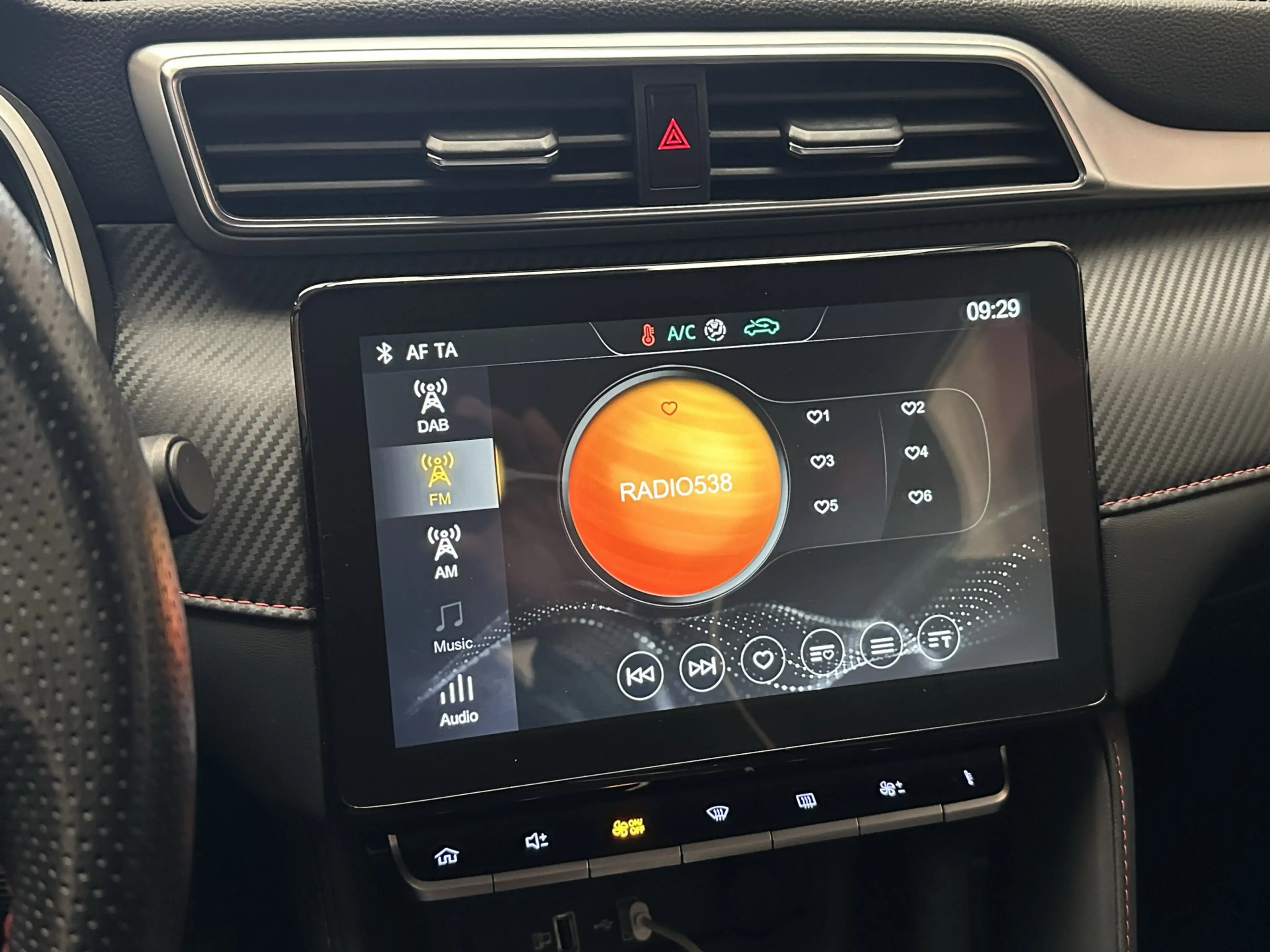 MG ZS 106 PK 1.5 LEDER CRUISE CONTROL NAVIGATIE 360 CAME — photo 38