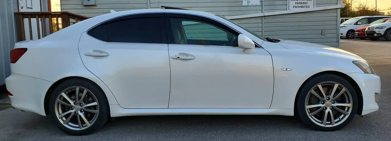Lexus IS photo Lexus IS