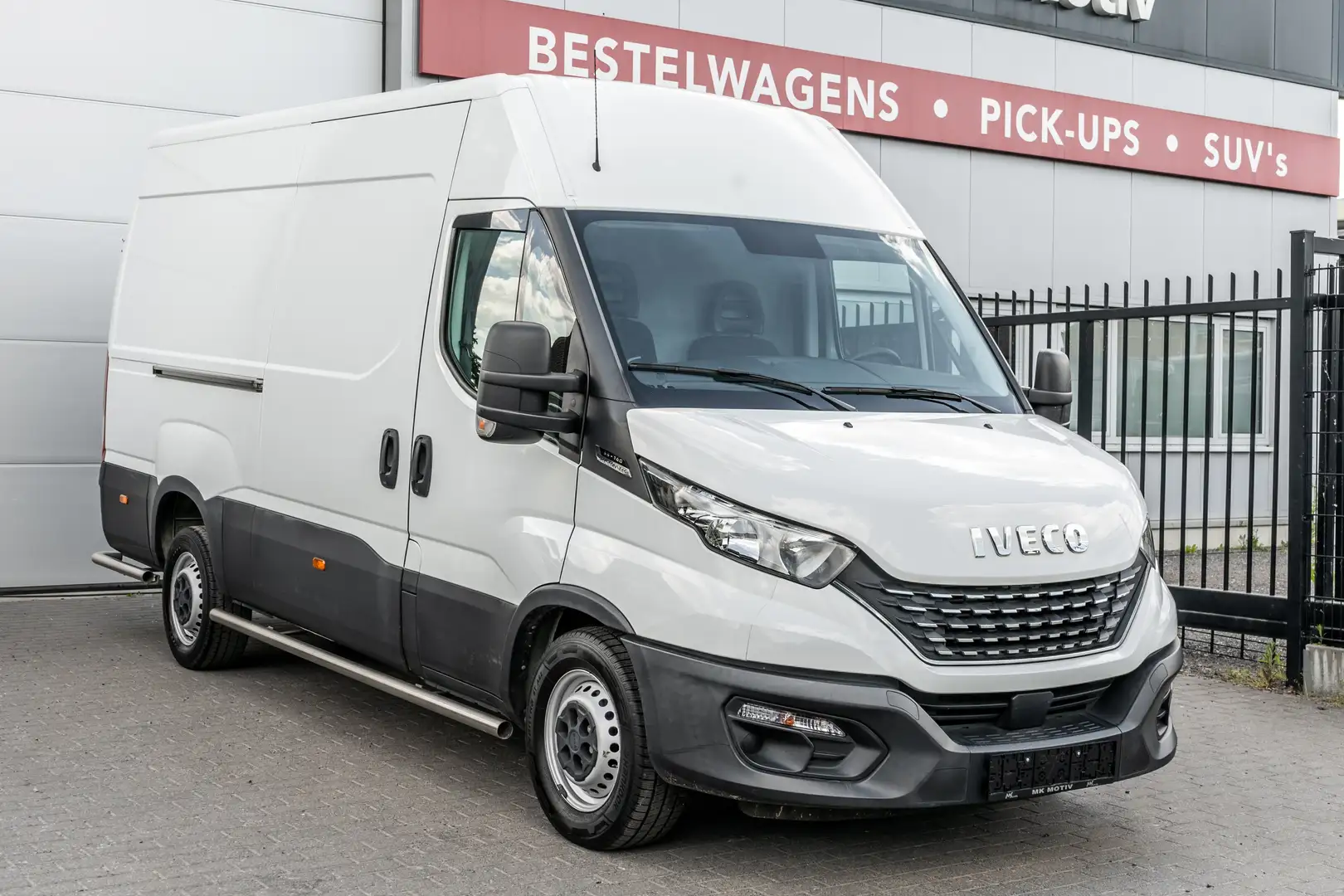 Iveco Daily 35S14 L3H2 - Automaat - Trekhaak - 25.500 ex Blanco - 1