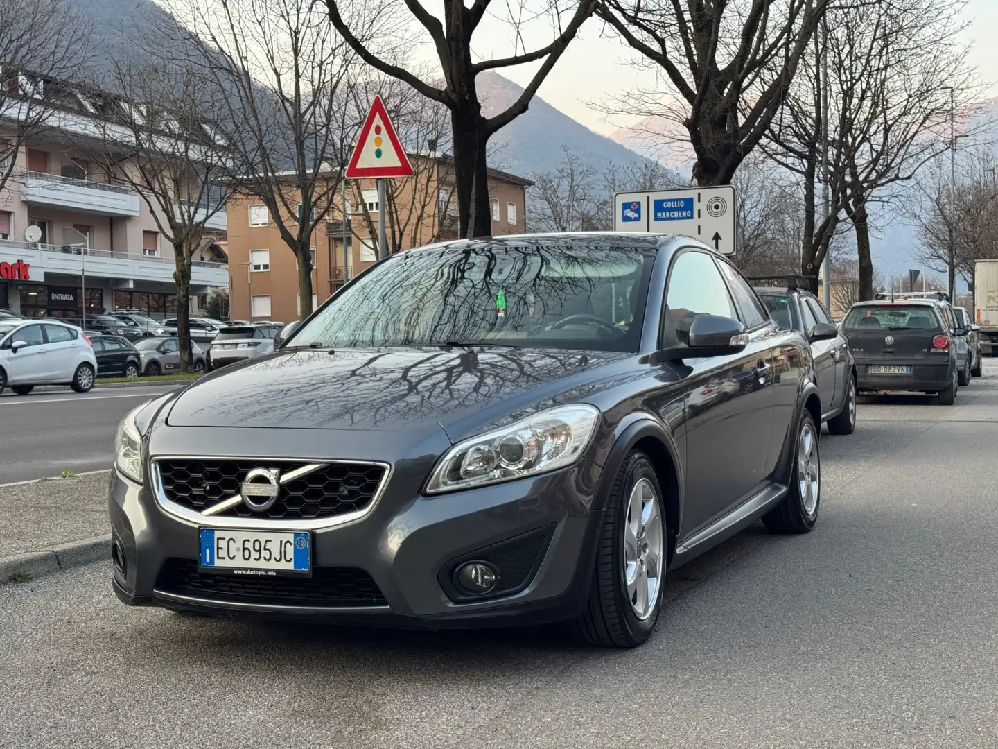 Volvo C30 1.6 D DRIVE- CINGHIA NUOVA - GIA' TAGLIANDATA Noir - 1