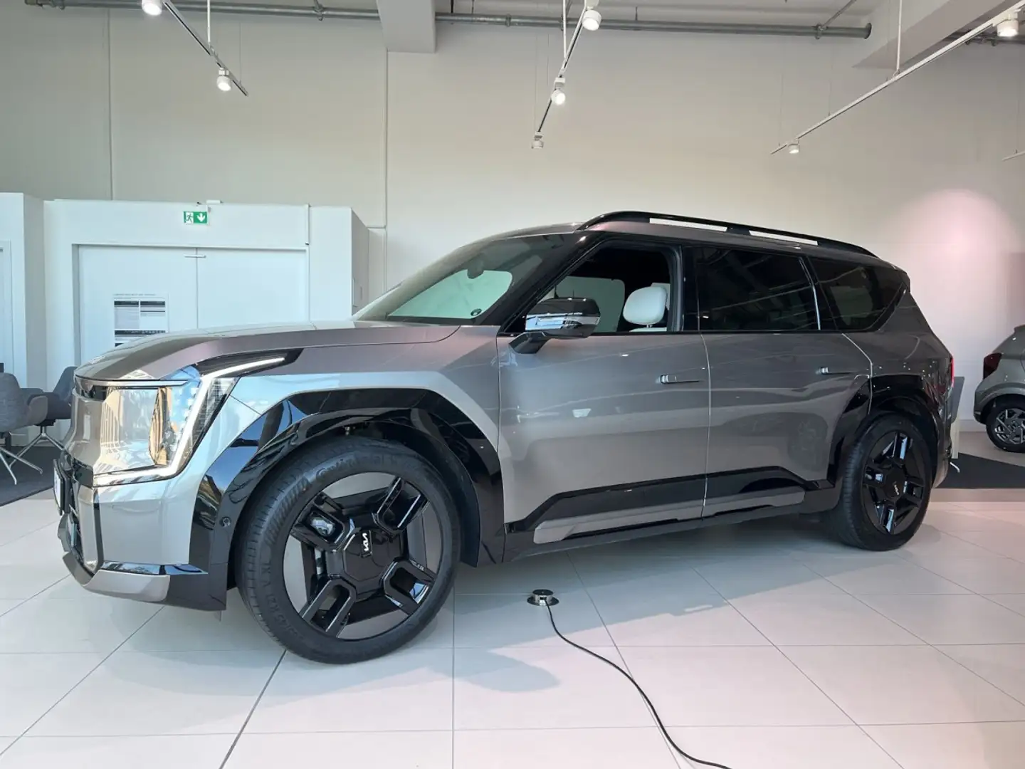 Kia EV9 4WD GT-Line Launch Edition Klima Navi Leder Grau - 2