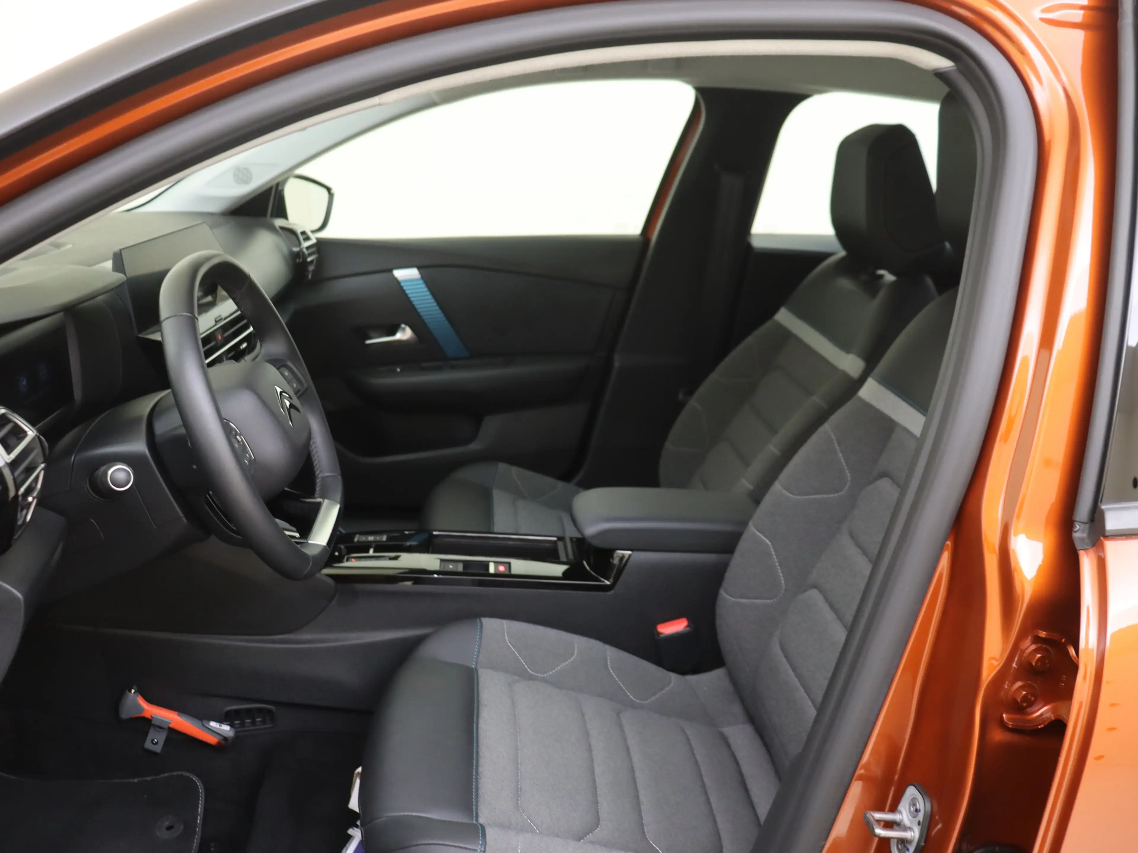 Citroen E-C4 Electric Feel Edition 50 kWh — photo 11