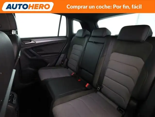 Volkswagen Tiguan view 15