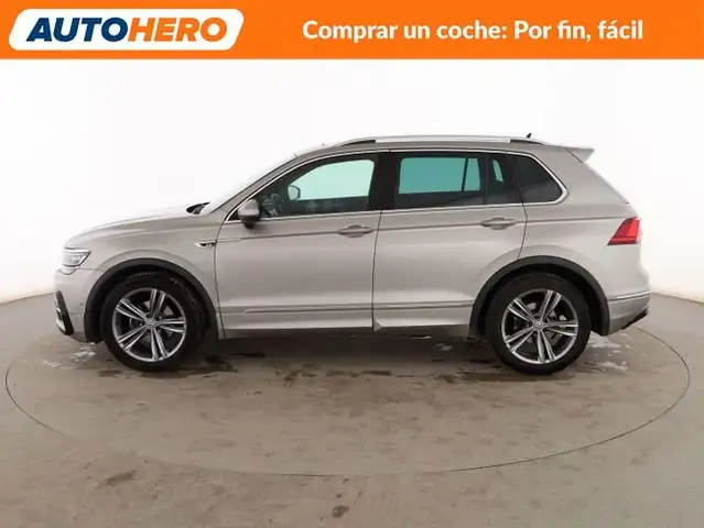 Volkswagen Tiguan view 3