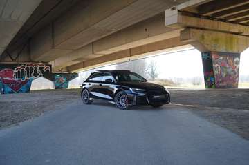 QUATTRO | CARBON | BUCKETSEATS | 1ste Eigenaar!