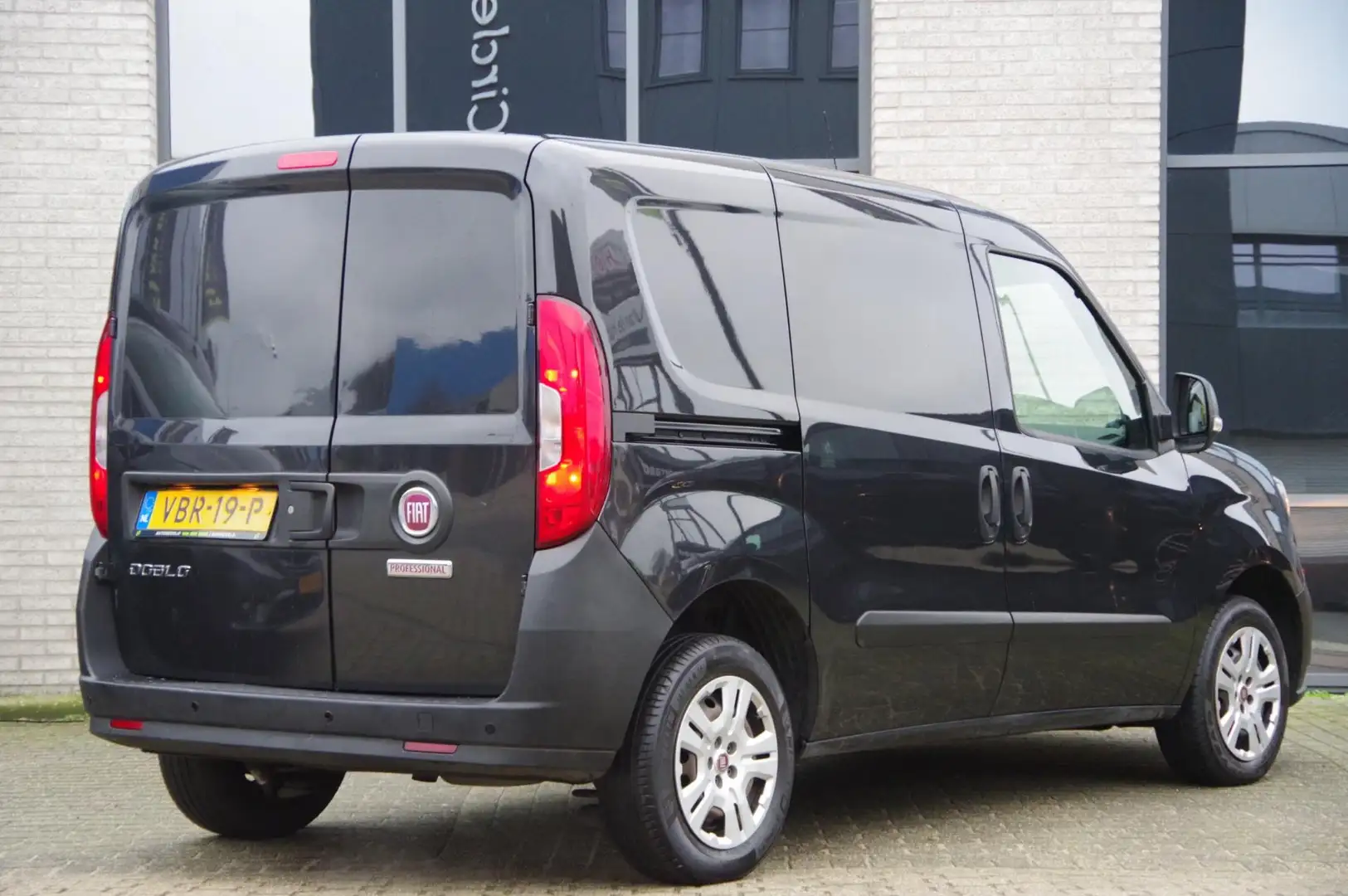 Fiat Doblo Cargo 1.6 MJ ECO JET EURO 6! 3-ZITS, AIRCO, NAVI, Zwart - 2