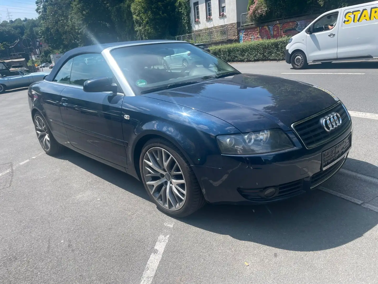 Audi A4 Cabriolet 3.0 Bleu - 1